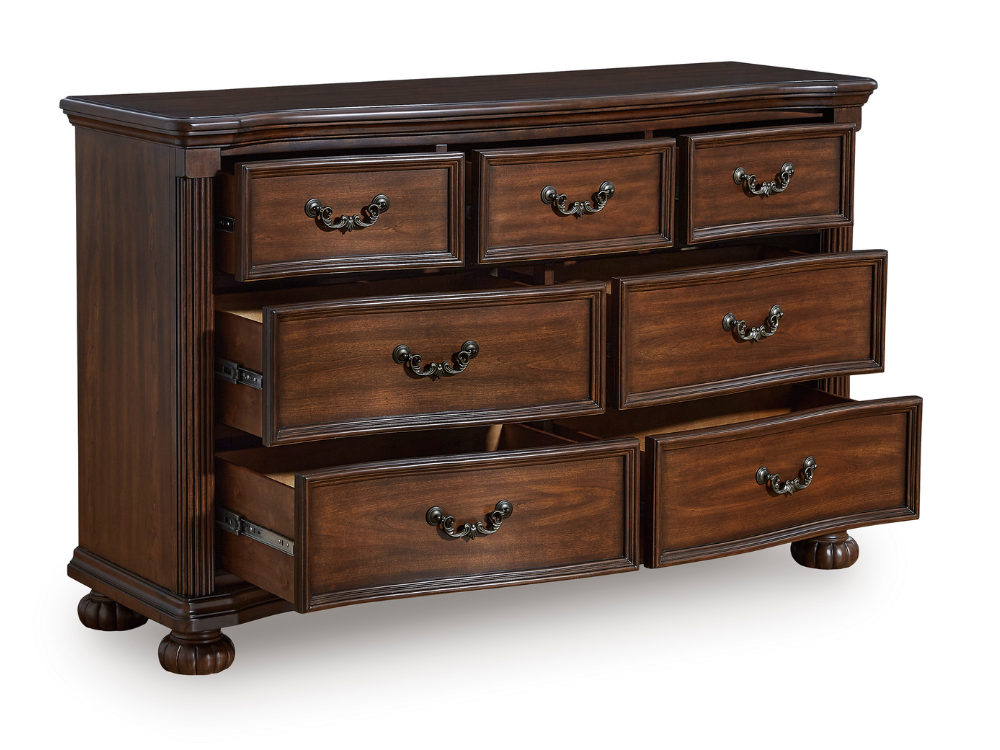 Lavinton Bedroom set by Ashley