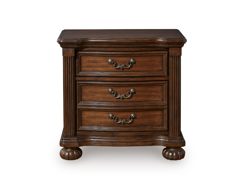 Lavinton Bedroom set by Ashley
