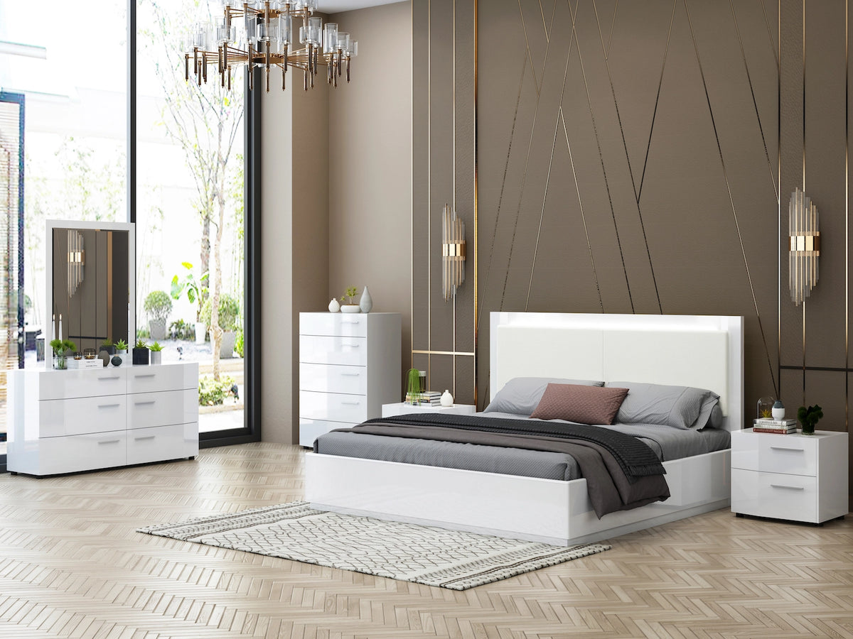 Jason 6 PC Queen Size White Lacquer Bedroom Set