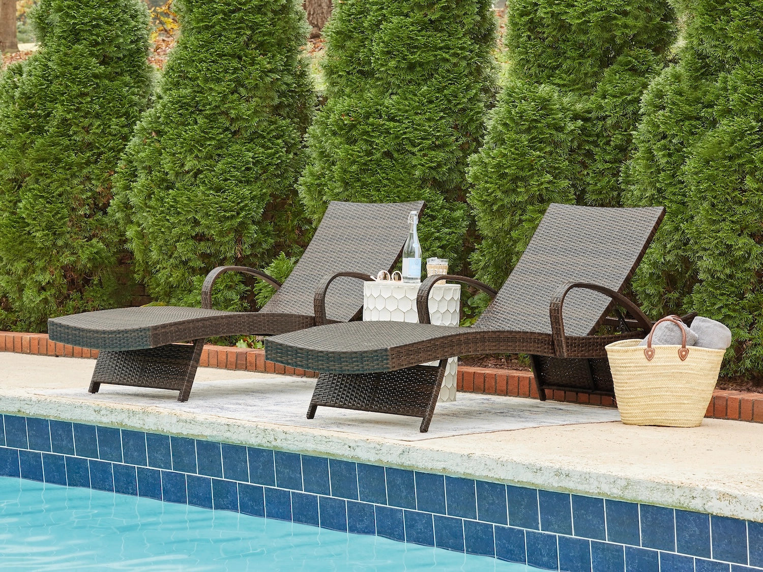 Kantana Chaise Lounge (SET OF TWO)