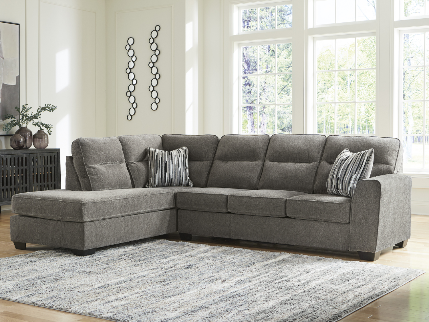 Olten 2-Piece Sectional with Chaise