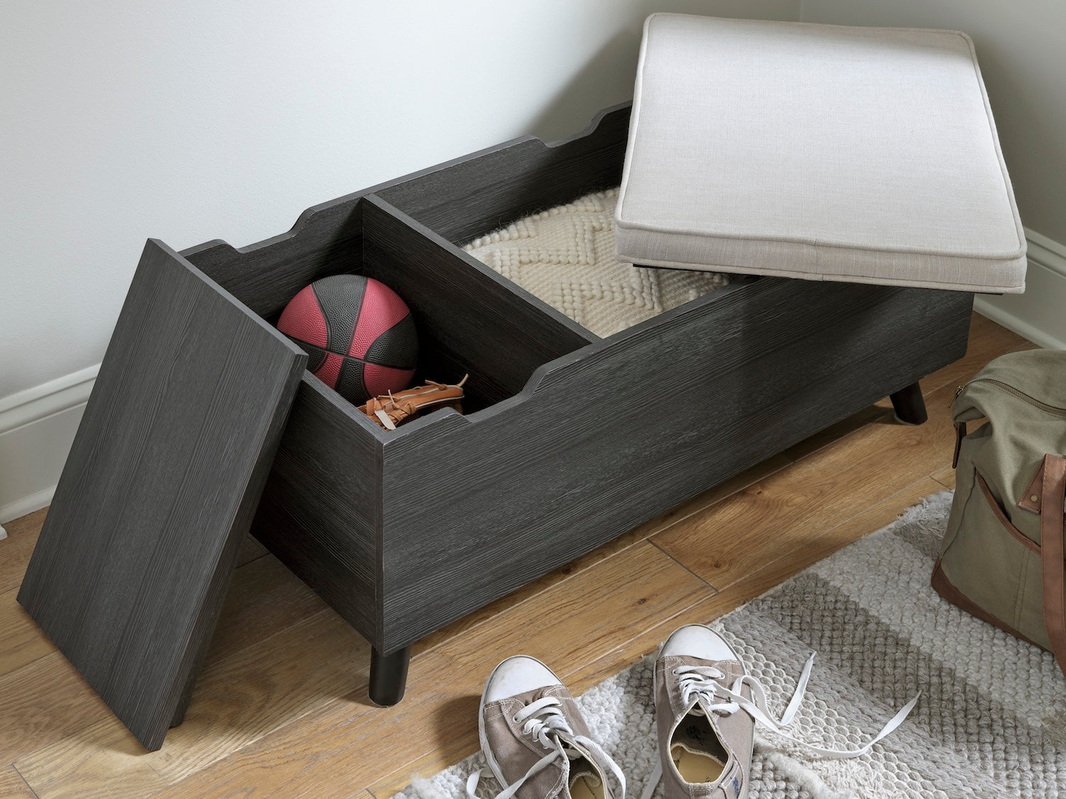 Yarlow Storage Bench